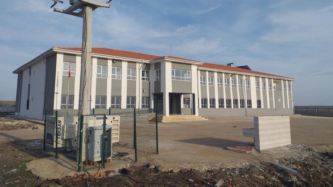Altınahır İlkokulu ve Ortaokulu Yeni Binasında Hizmete Açıldı